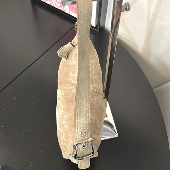 Coach Suede Demi East West Baguette 8A73 - Picture 7 of 14